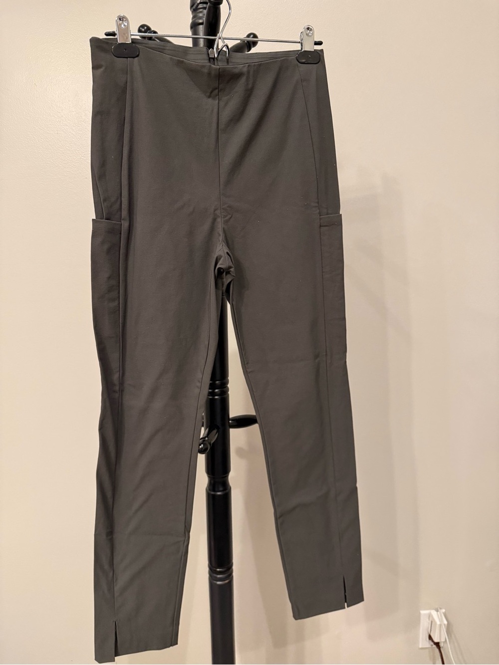 Athleta Wander Slim Ankle Pant